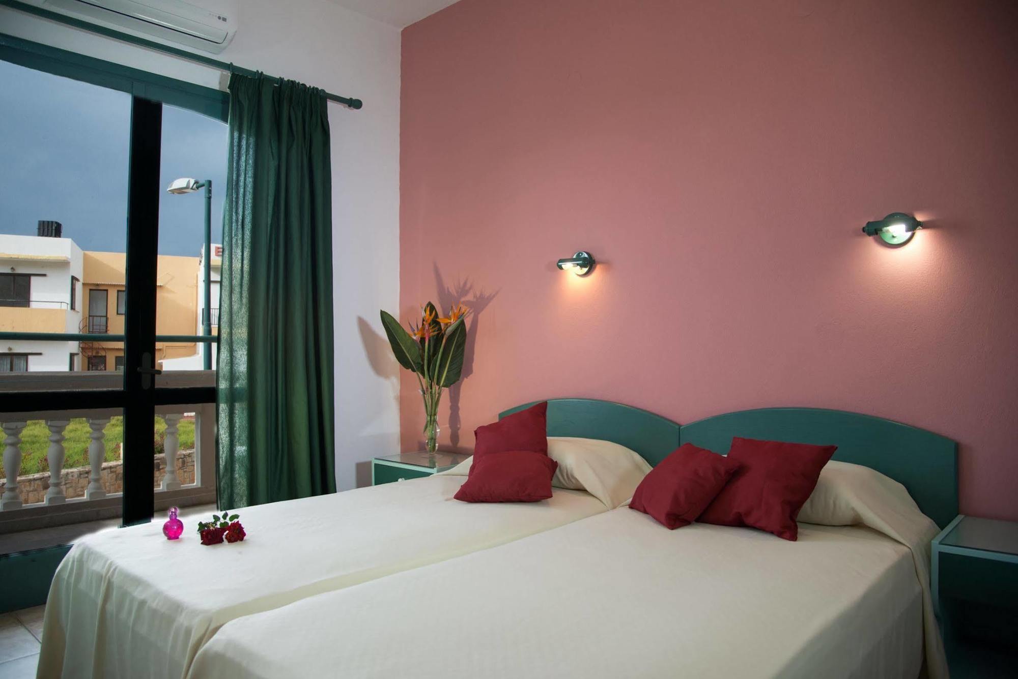 Theoni Apartments Malia Dış mekan fotoğraf